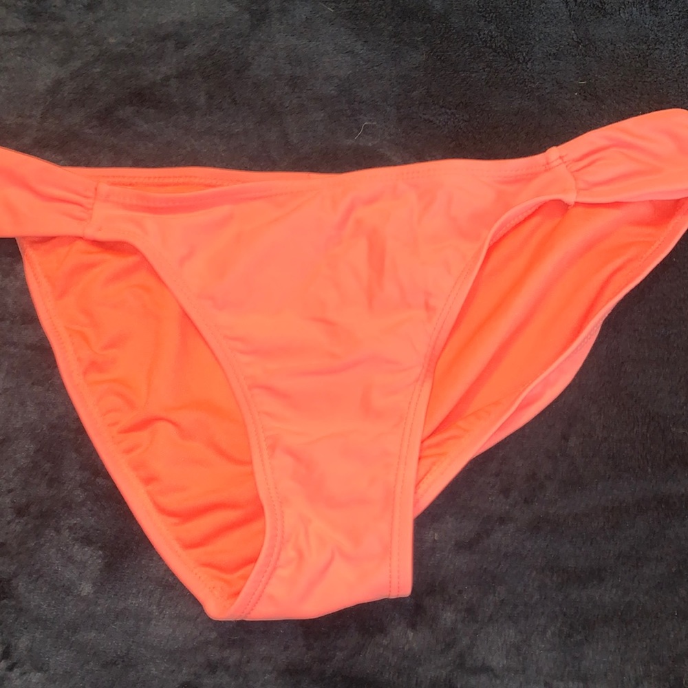 Bikini bottoms